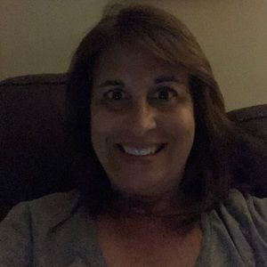 Meet your Posher, April